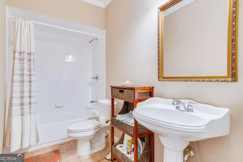 Bath - 116 Riverview Dr, Suwanee, GA 30024 photo 7 of 7