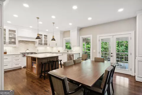 Kitchen - 116 Riverview Dr, Suwanee, GA 30024 photo 6 of 6