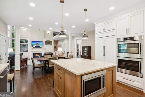 Kitchen - 116 Riverview Dr, Suwanee, GA 30024 photo 4 of 6