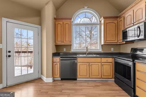 Kitchen - 200 Bradley Rd, Jackson, GA 30233 photo 2 of 4