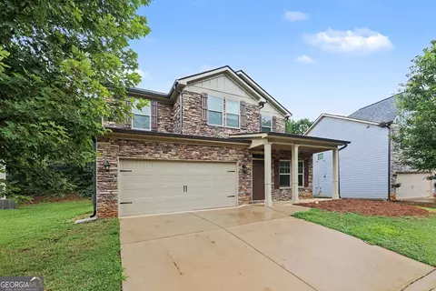 Exterior - 316 Trae Ct, Hampton, GA 30228 photo 2 of 5