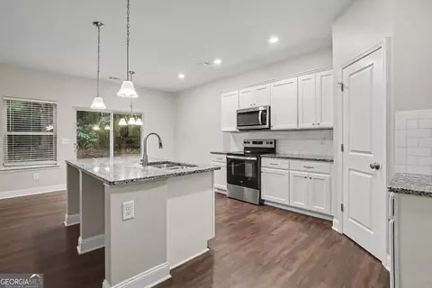 Entry Way - 316 Trae Ct, Hampton, GA 30228 photo 1 of 5