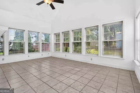Exterior - 1137 E Shoreview Rd, Mcdonough, GA 30253 photo 5 of 9