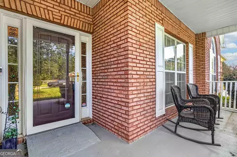 Exterior - 1137 E Shoreview Rd, Mcdonough, GA 30253 photo 4 of 9