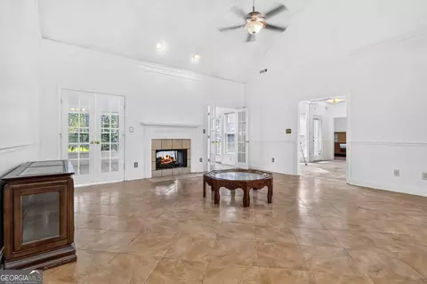 Living - 1137 E Shoreview Rd, Mcdonough, GA 30253 photo 2 of 4