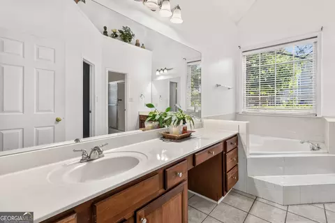 Bath - 1137 E Shoreview Rd, Mcdonough, GA 30253 photo 1 of 3