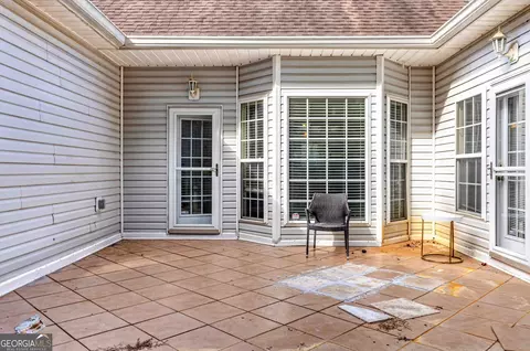 Exterior - 1137 E Shoreview Rd, Mcdonough, GA 30253 photo 6 of 9