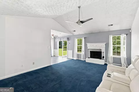 Living - 1648 Graystone Dr, Hampton, GA 30228 photo 1 of 3