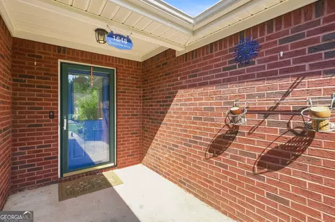 Exterior - 1648 Graystone Dr, Hampton, GA 30228 photo 3 of 4