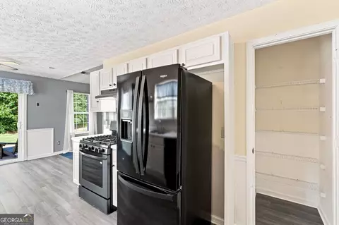 Kitchen - 1648 Graystone Dr, Hampton, GA 30228 photo 3 of 5