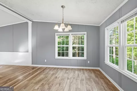 Dining - 3787 Mize Rd, Toccoa, GA 30577 photo 2 of 3