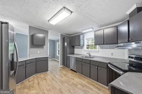 Kitchen - 3787 Mize Rd, Toccoa, GA 30577 photo 1 of 4