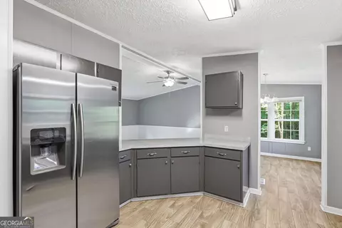 Kitchen - 3787 Mize Rd, Toccoa, GA 30577 photo 2 of 4