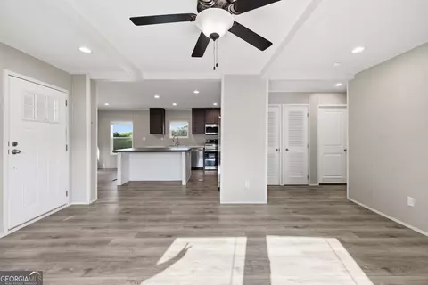 Living - 915 Smith Loop Rd, Demorest, GA 30535 photo 3 of 4