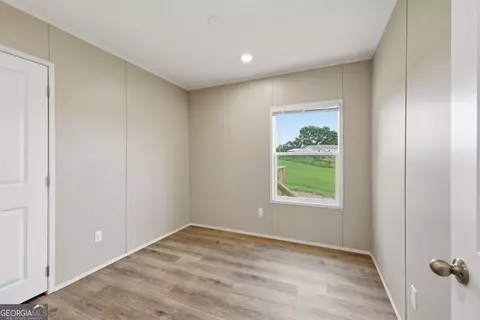 Bedroom - 915 Smith Loop Rd, Demorest, GA 30535 photo 3 of 5