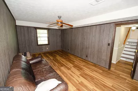 Living - 202 Sivell Rd, Lagrange, GA 30241 photo 6 of 8