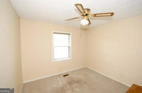 Bedroom - 202 Sivell Rd, Lagrange, GA 30241 photo 7 of 12