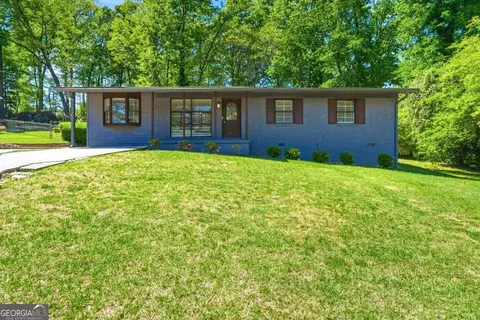 2725 Shoreland Dr SW, Atlanta, GA 30331