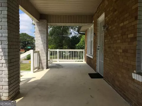 Exterior - 697 Ormond Ter, Macon, GA 31206 photo 3 of 6