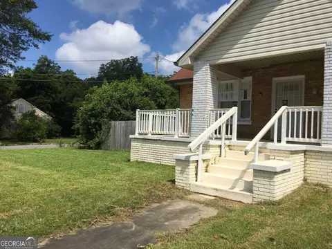 Exterior - 697 Ormond Ter, Macon, GA 31206 photo 2 of 6