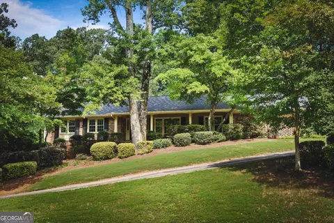 2480 Flair Knoll Dr NE, Atlanta, GA 30345