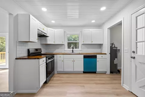 Kitchen - 108 Beaver Run, Lagrange, GA 30241 photo 1 of 2