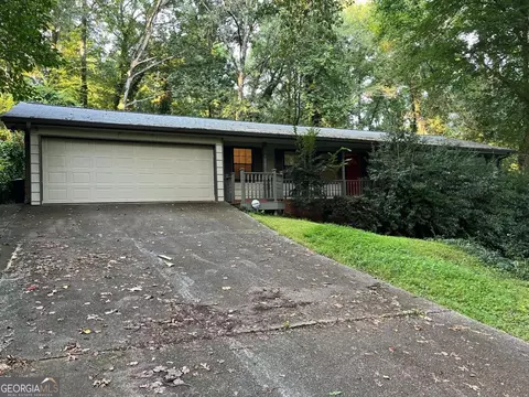1088 Wheatley Dr SW, Lilburn, GA 30047