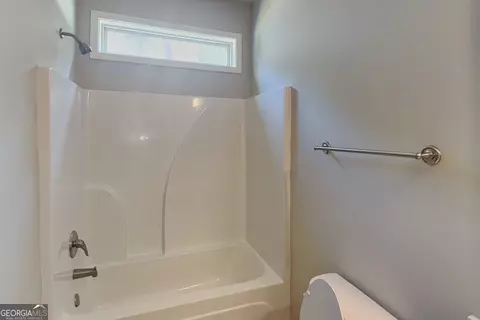 Bath - 2877 Boulder Ridge Dr, Dacula, GA 30019 photo 6 of 6
