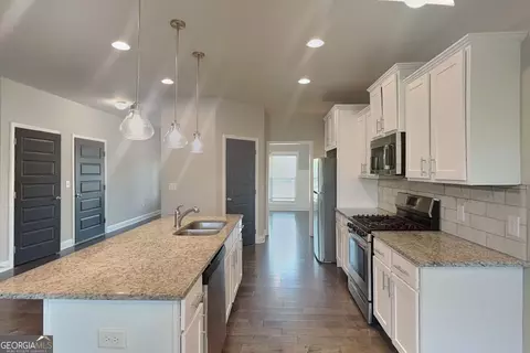 Entry Way - 2877 Boulder Ridge Dr, Dacula, GA 30019 photo 1 of 4