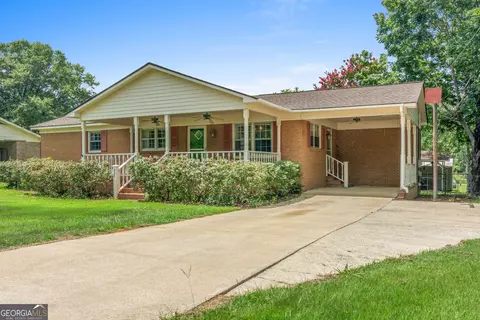 827 Betty St, Sandersville, GA 31082