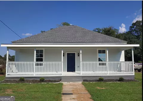 2 Cedar Ave, Griffin, GA 30223