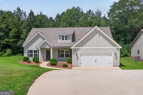 137 Holtz Dr, Carrollton, GA 30117