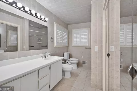 Bath - Undisclosed, Milton, GA 30004 photo 1 of 6