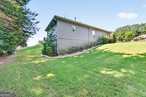 Exterior - 832 Hidden Hollow Cir, Commerce, GA 30529 photo 9 of 10