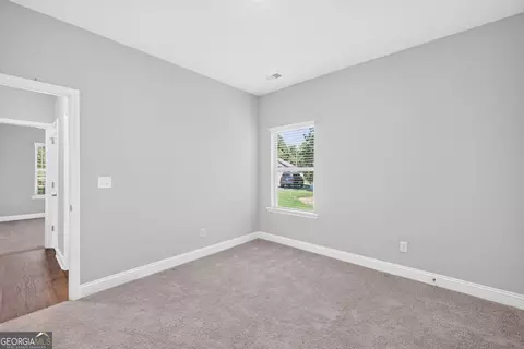 Bedroom - 832 Hidden Hollow Cir, Commerce, GA 30529 photo 4 of 4