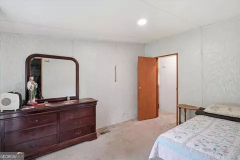 Bedroom - 5183 Latty Rd, Lula, GA 30554 photo 2 of 7
