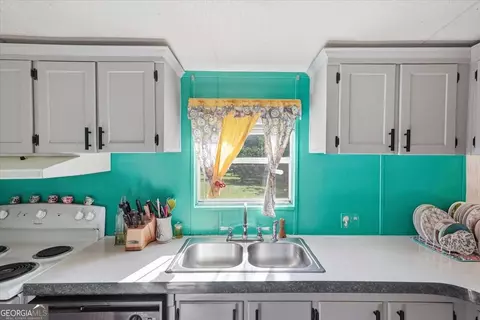 Kitchen - 5183 Latty Rd, Lula, GA 30554 photo 2 of 2