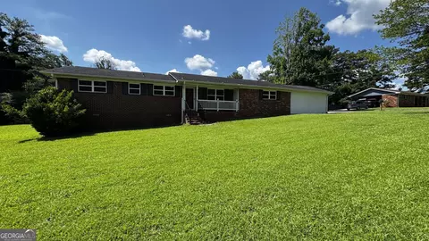 6200 Cherry Ln, Douglasville, GA 30134