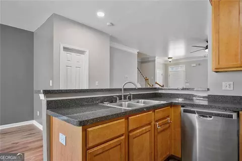 Entry Way - Undisclosed, Austell, GA 30106 photo 2 of 2