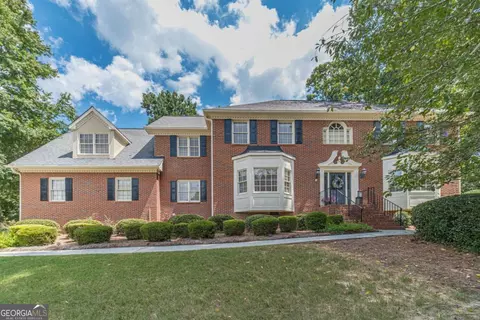 1590 Hickory Lake Dr, Snellville, GA 30078