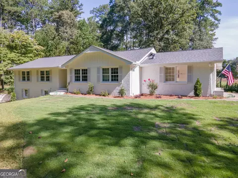 183 Busbin Rd, Fayetteville, GA 30215