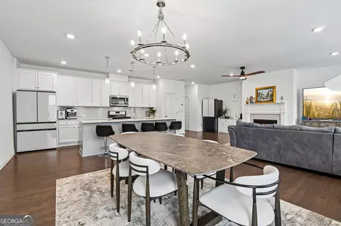 Dining - 4083 Halton Rd, Duluth, GA 30097 photo 2 of 2