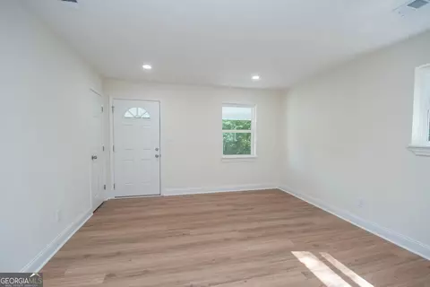 618 S Harlem Cir, Lagrange, GA 30241 photo 10