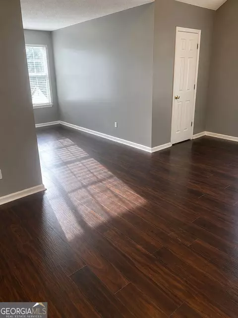 Living - 35 Willow Oak Way, Covington, GA 30016 photo 4 of 4