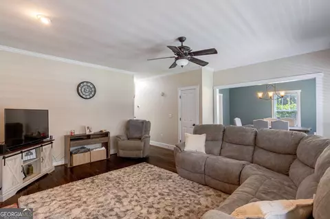 Living - 262 Brickyard Rd, Comer, GA 30629 photo 2 of 3
