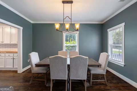 Dining - 262 Brickyard Rd, Comer, GA 30629 photo 2 of 4