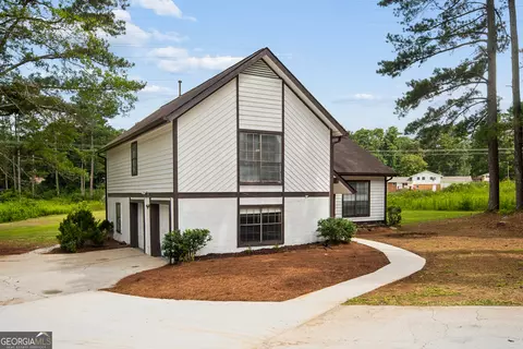 6375 Jerri Ct, Riverdale, GA 30296