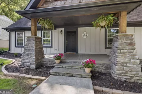 Exterior - 130 Sharp St, Bremen, GA 30110 photo 4 of 6