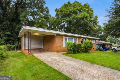 25 Larose Cir SE, Marietta, GA 30060