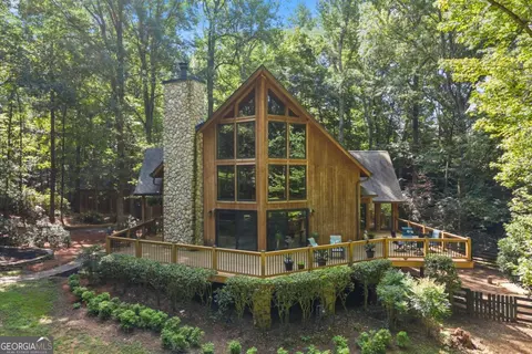 6660 Victory Dr, Acworth, GA 30102